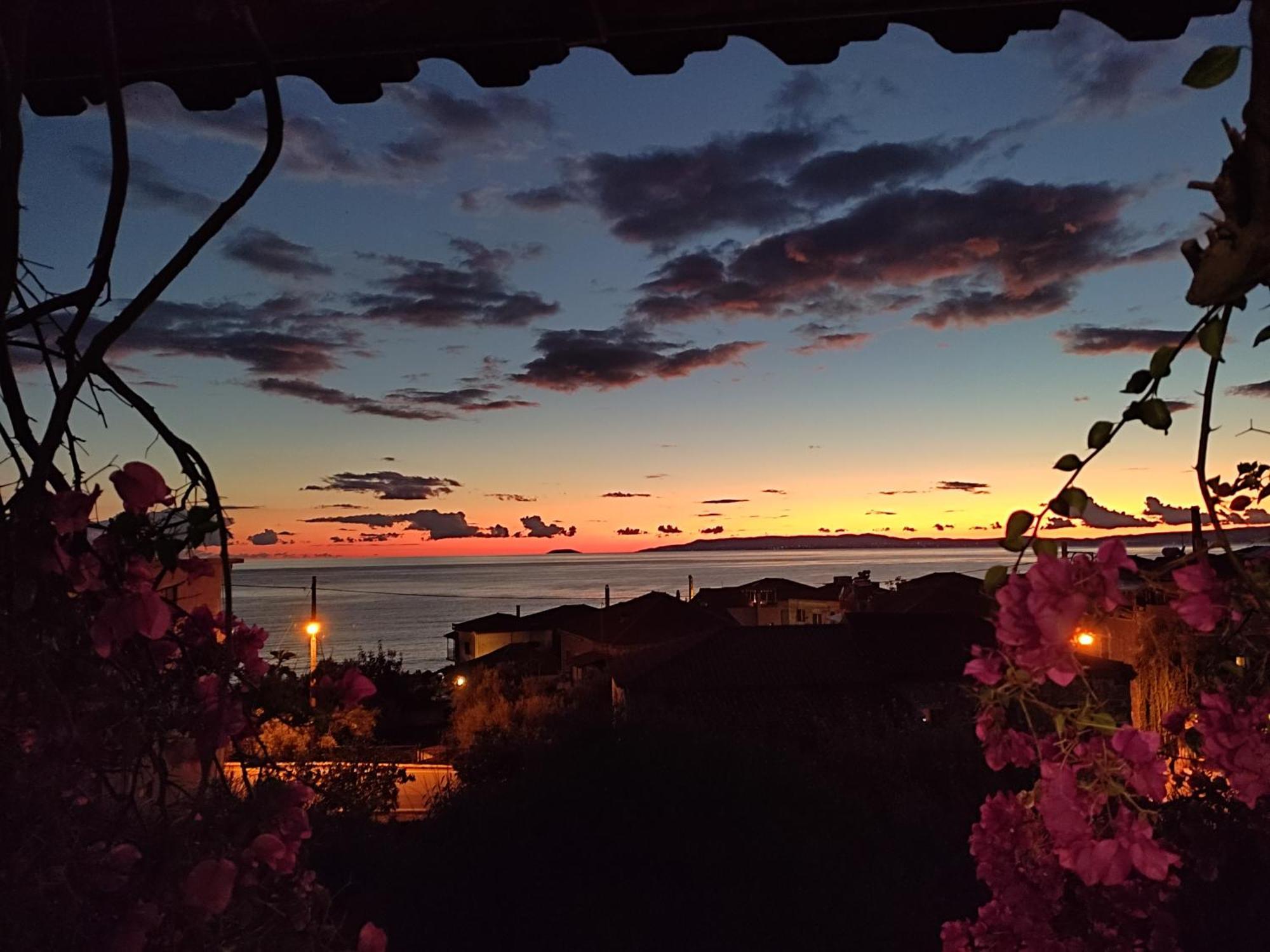 Iliolithos Rooms Kardamyli Exteriér fotografie
